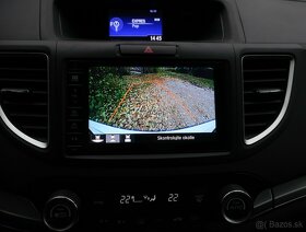 Hondu CR-V r.2017 4x4, biela perleť, navi, kamera-TOP PONUKA - 10
