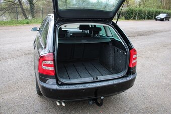 Škoda Octavia Combi 2.0 TDI Ambiente MAX - 10