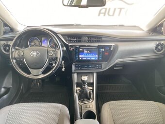 Toyota Corolla 1.6 Valvematic 97kW sedan - 10
