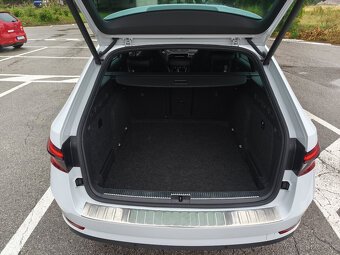 Predam Skoda Superb Combi 140KW 4x4 Sport Edition - 10