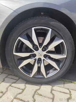 Opel Insignia Šport Tourer - 10
