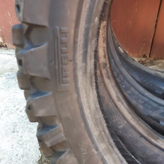 Pneumatiky PIRELLI SCORPION,MAXXIS DESERT - 10
