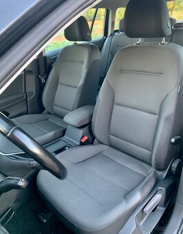 Predám VW Golf VII 1.6 TDI -Adaptívny tempomat, Front Assist - 10