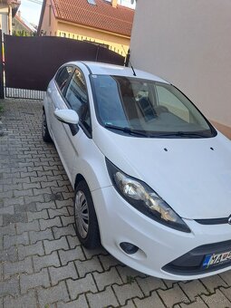 Ford Fiesta - 10