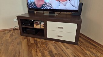 Predam supravu skriniek do obyvacky. - 10