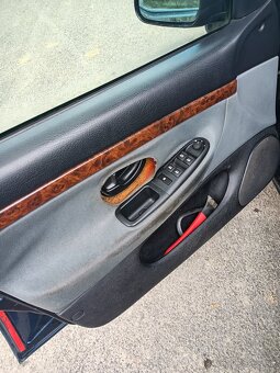 Predám Peugeot 406 2.hdi 66 kw - 10
