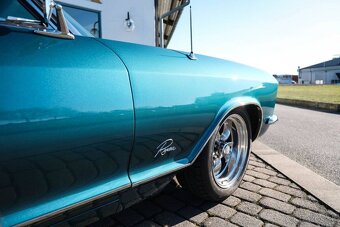 Buick Riviera z roku 1965 Pro Touring - 10