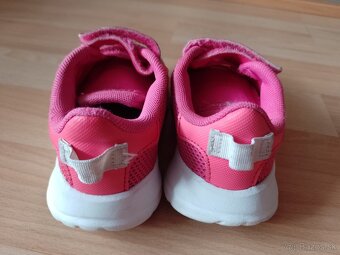 Ružové topánočky + ruž..Adidas v. 22 - 10