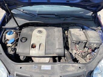 Volkswagen Golf 1.4 FSI - 10