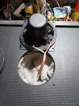 Stĺpové repro bedne Tesla (REZERVOVANÉ do 2.2.2026) - 10