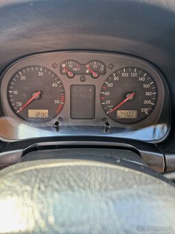 VW GOLF 4 1.9TDI 81kw r. 1999 - 10