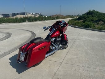 Harley Davidson - 10
