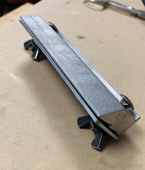 Elektrický tesársky hoblík 170 mm Makita 1806B - 10
