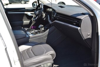 Volkswagen Touareg 3,0 TDI Elegance 4motion - 10