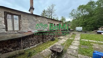 Chata so stavebným pozemkom, Sebedín - 10