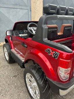 Elektrické autíčko Ford Ranger 4x4 - lakované - červené - 10