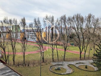 Komplet zrekonštr. zariadená garsónka v blízkosti centra - 10