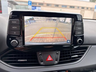 Hyundai i30 1.0 T-GDI - 10