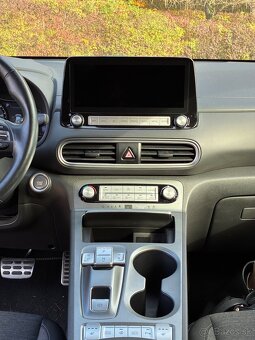 Hyundai Kona Electric, 2020, 150kW, 64kWh, SoH 100% - 10