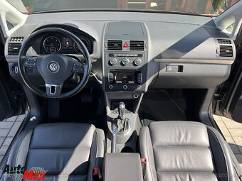 Volkswagen Touran 1.6 TDI highline DSG - 10