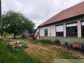 Gazdovský dom s dvomi prístupmi na 1310 m2  pozemku v Čate - 10