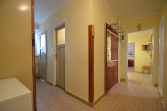 NA PRENÁJOM 3 IZBOVÝ BYT KÚSOK OD NÁMESTIA V ZH - 10