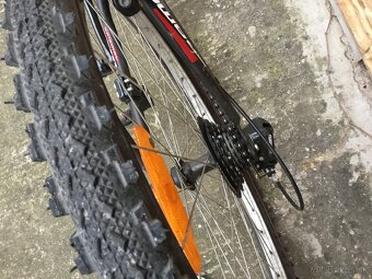 KELLYS MAGNUS / CTM AXON - 10