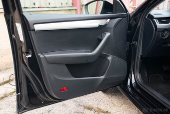 2013 Škoda Octavia Combi 2.0 TDI DSG | výhrevy Lane Assist - 10