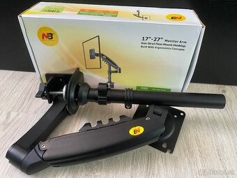 Predám vodou chladený PC + monitor - 10