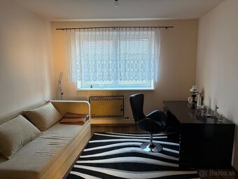 Veľký rodinný dom vhodný aj na podnikanie - 10