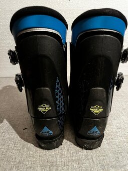 Lyže a lyžiarky rôzne veľkosti - 10