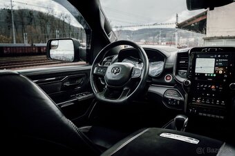 DODGE RAM TRX 6.2 HEMI V8 2022 - 10