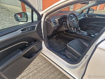 Ford Mondeo Vignale Hybrid - 10