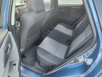 Predam Toyota Auris 1.8 hybrid - 10