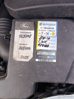 Ford Kuga - 10