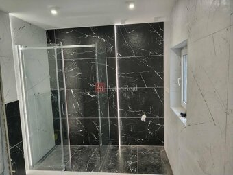 Predaj:Prerobený 5-izbový RODINNÝ DOM, pozemok 547 m2, Marti - 10