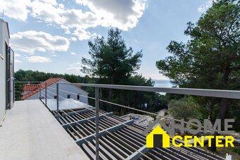 NA PREDAJ šarmantný dom / 72 m² /s výhľadom na more na ostro - 10