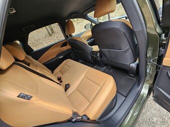 Lexus RX 350h - 10