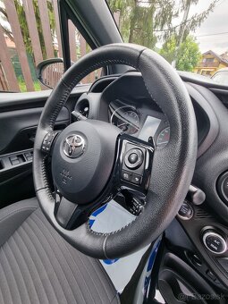 Toyota Yaris Selection Multidrive S - 10