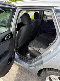 Kia Ceed Sporty Wagon 1.6 CRDi 136k - 10