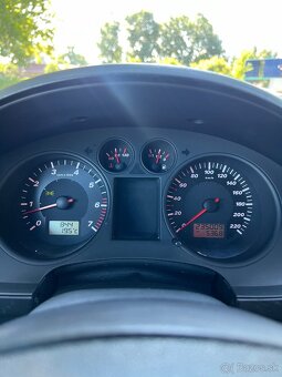 Seat Ibiza 1.4i - 10