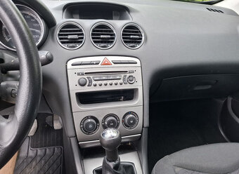 Peugeot 308 hatchback, 1,4 Confort, 70kW, benzín - 10