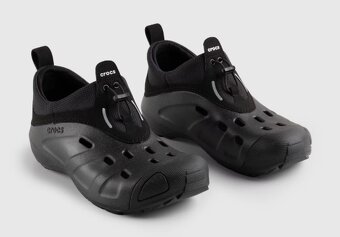Predam Nove Crocs Quick Trail Low Blk Black 39/40 - 10