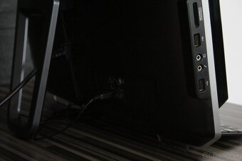 PC ALL IN ONE dotykový display 21,5" monitor - 10