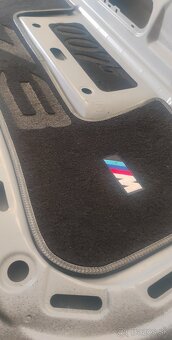 Predám tapacir zadnej kapoty na BMW Z3 - 10