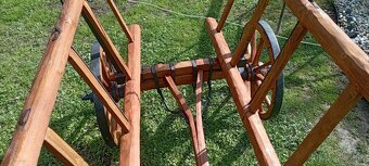 Starý drevený voz - rebriňak III - 10
