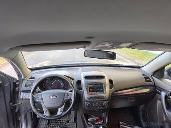 Kia Sorento 2.2 CRDI 4x4 automat 7 miestna verzia - 10