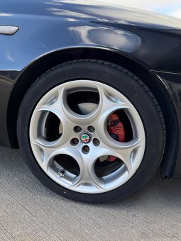 Alfa Romeo 147 1.9 JTDm FL - 10