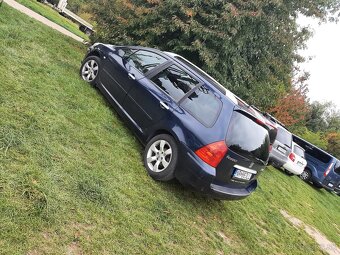 Peugeot 307 SW 1.6 diesel 80 kW 7 miestne - 10