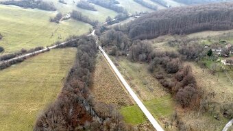 Na predaj rekreačný pozemok. - 10